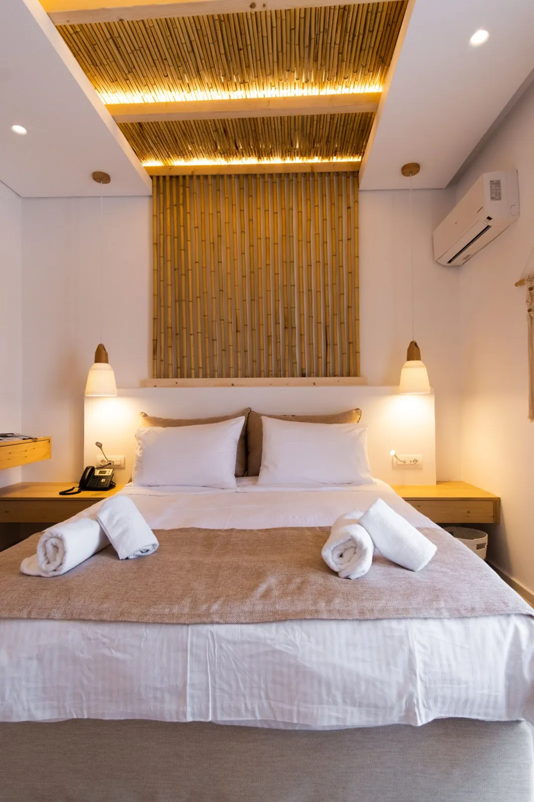 Superior Double Pool View Room