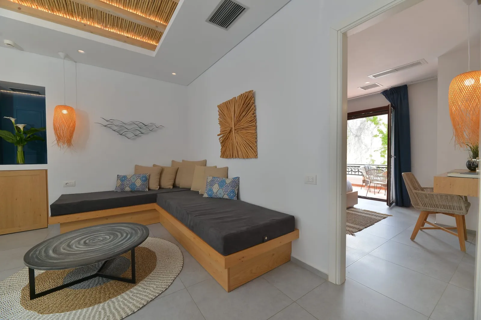 Superior Family Suite Pool View