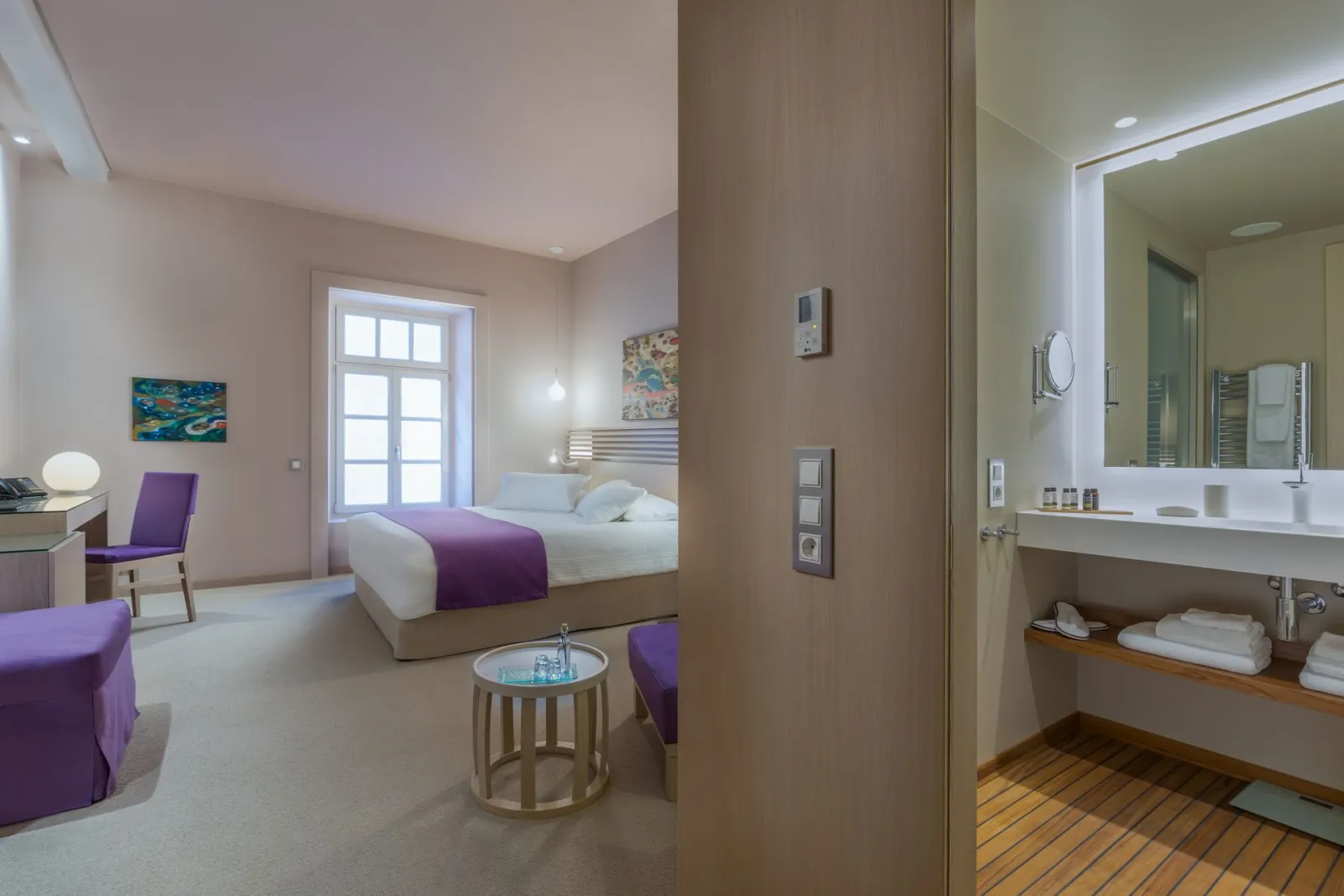 Deluxe Room City Side