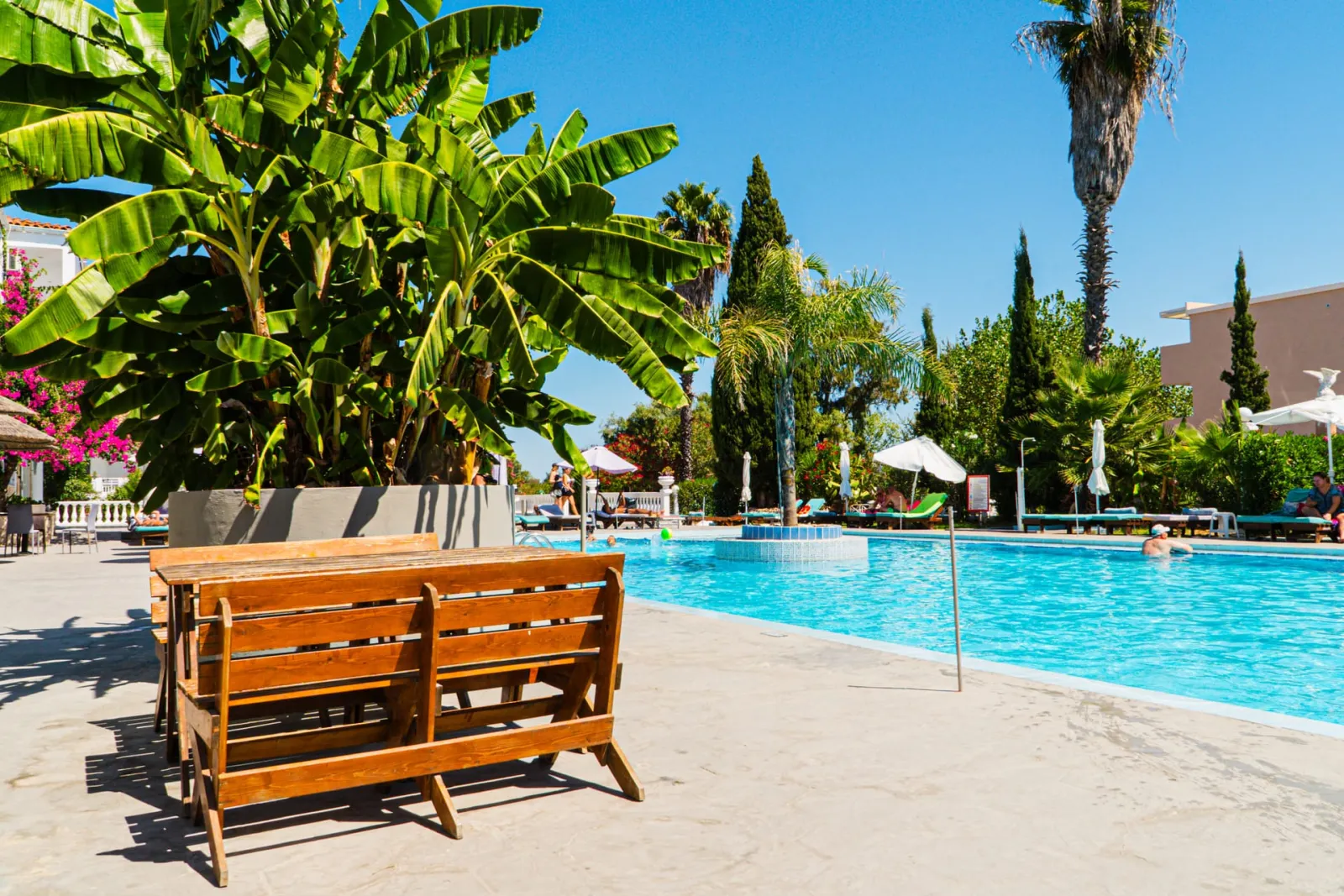 Standard Pool View