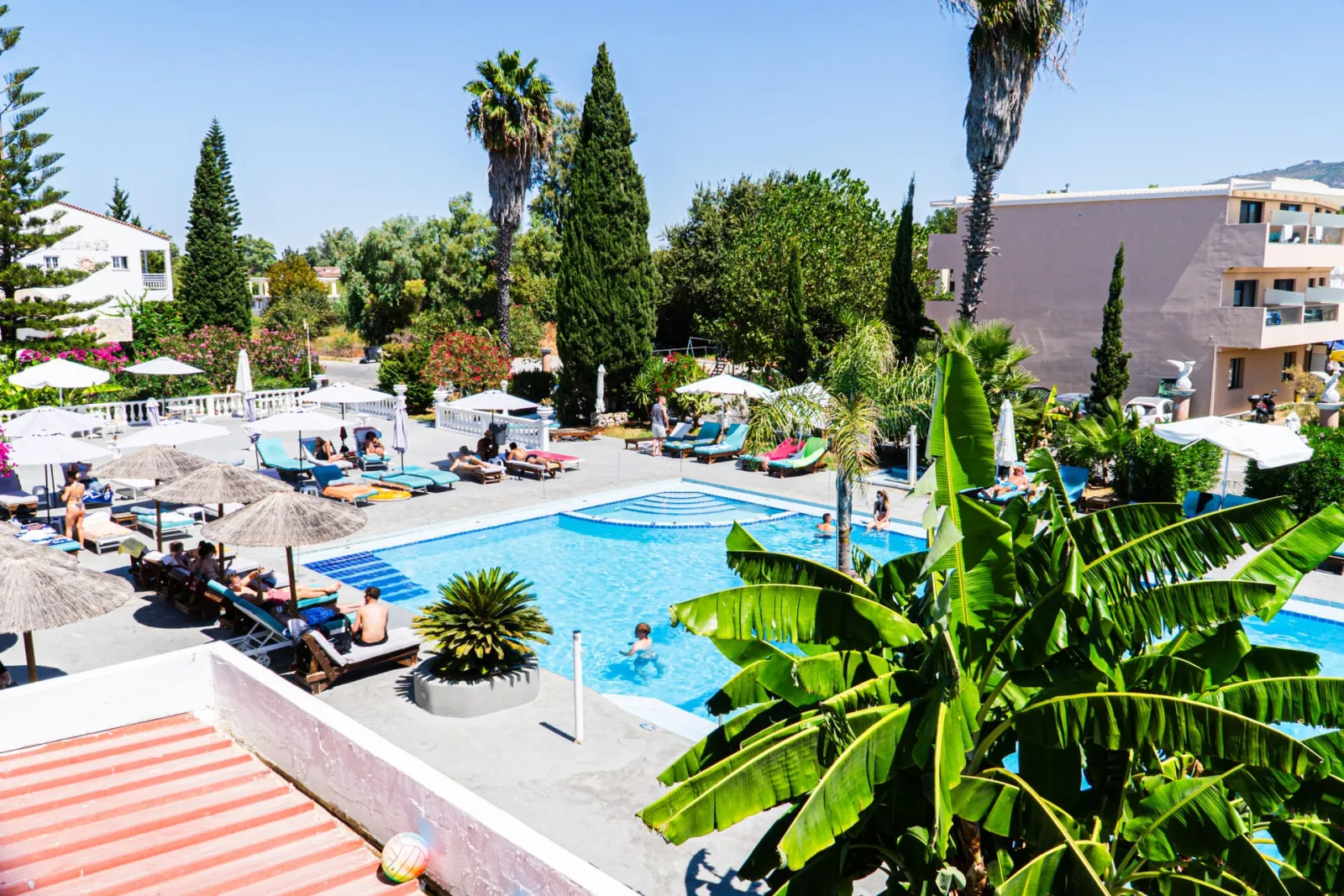 Triple Room Pool View