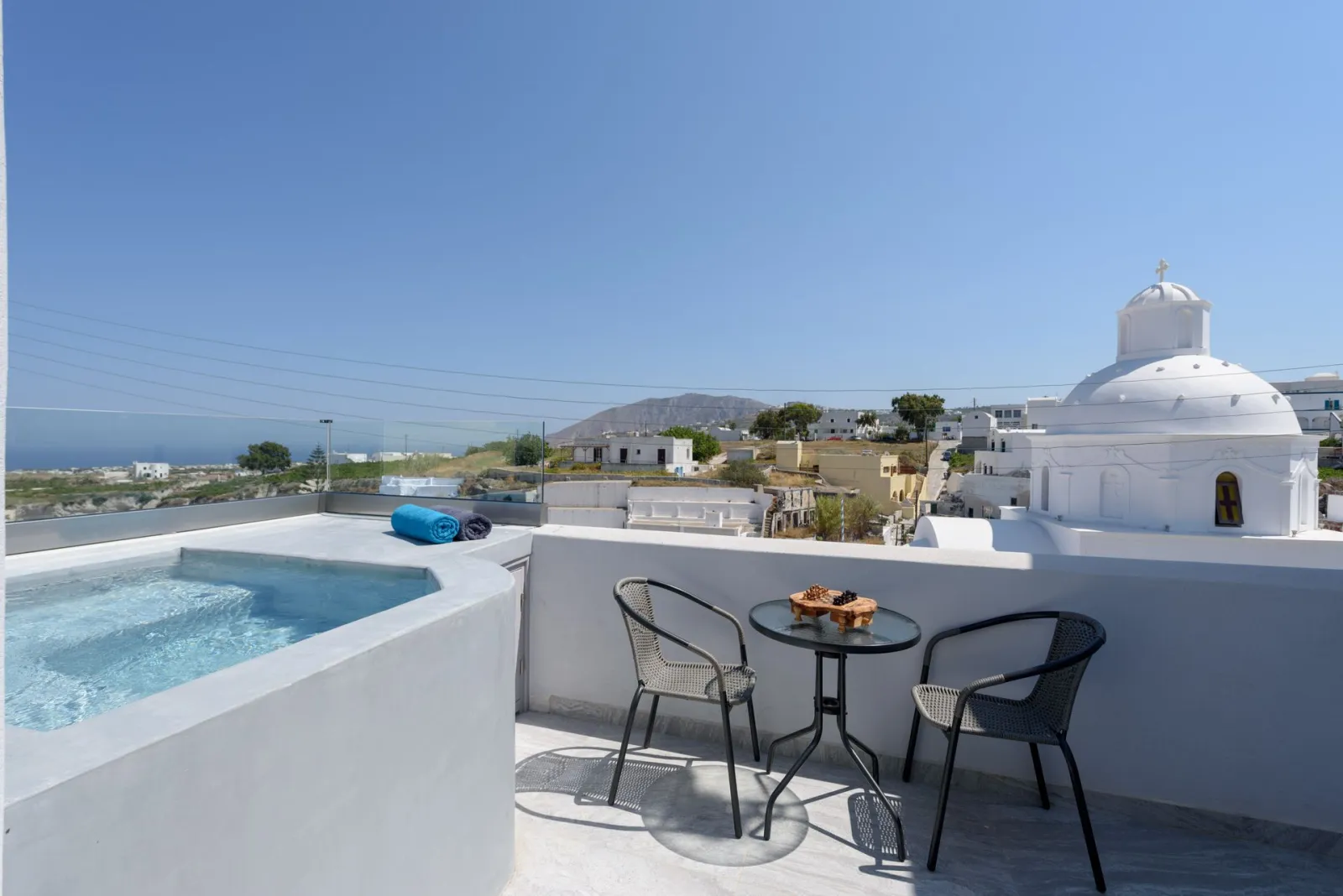 Amvrosia Jacuzzi Apartment