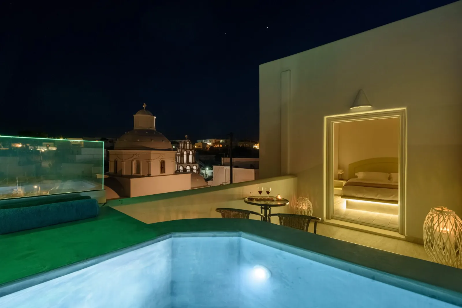 Amvrosia Jacuzzi Apartment