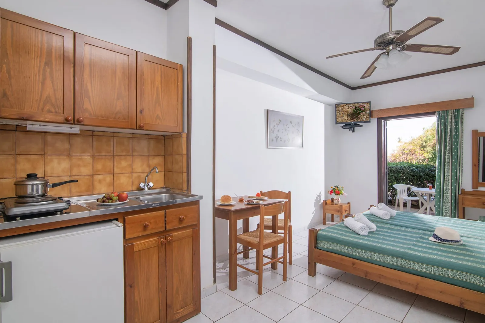 Studio With Garden View Or Pool View