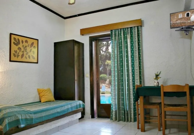 One Bedroom Apartment with Garden View