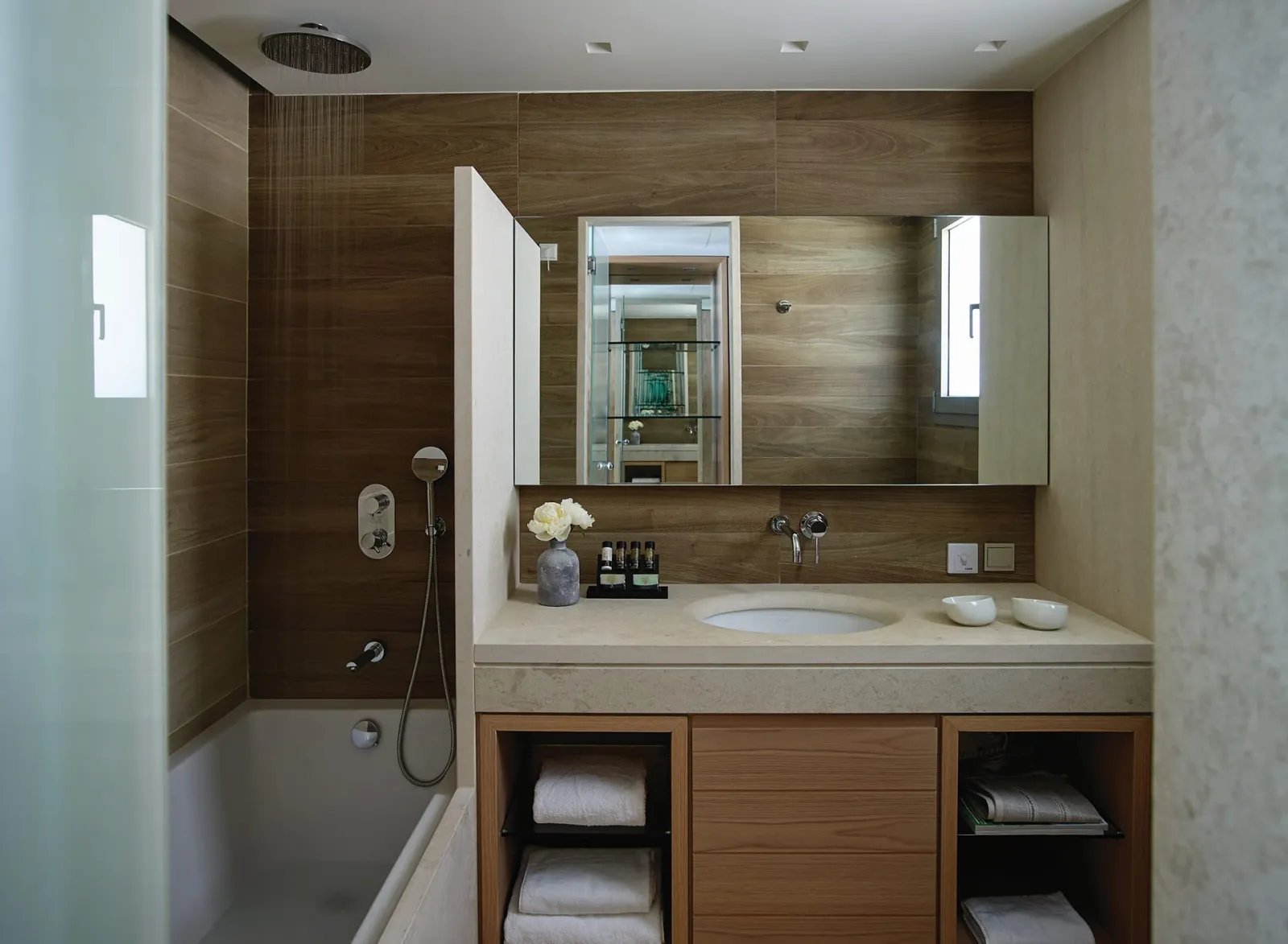 Deluxe Duplex Suite Swim Up Sea View (Residences Area | Red Carpet Services)