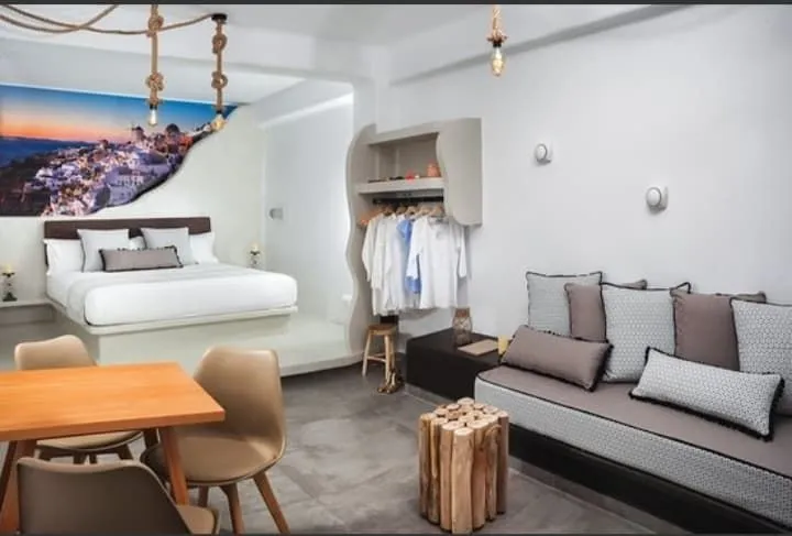 Junior Suite with Outdoor Jacuzzi