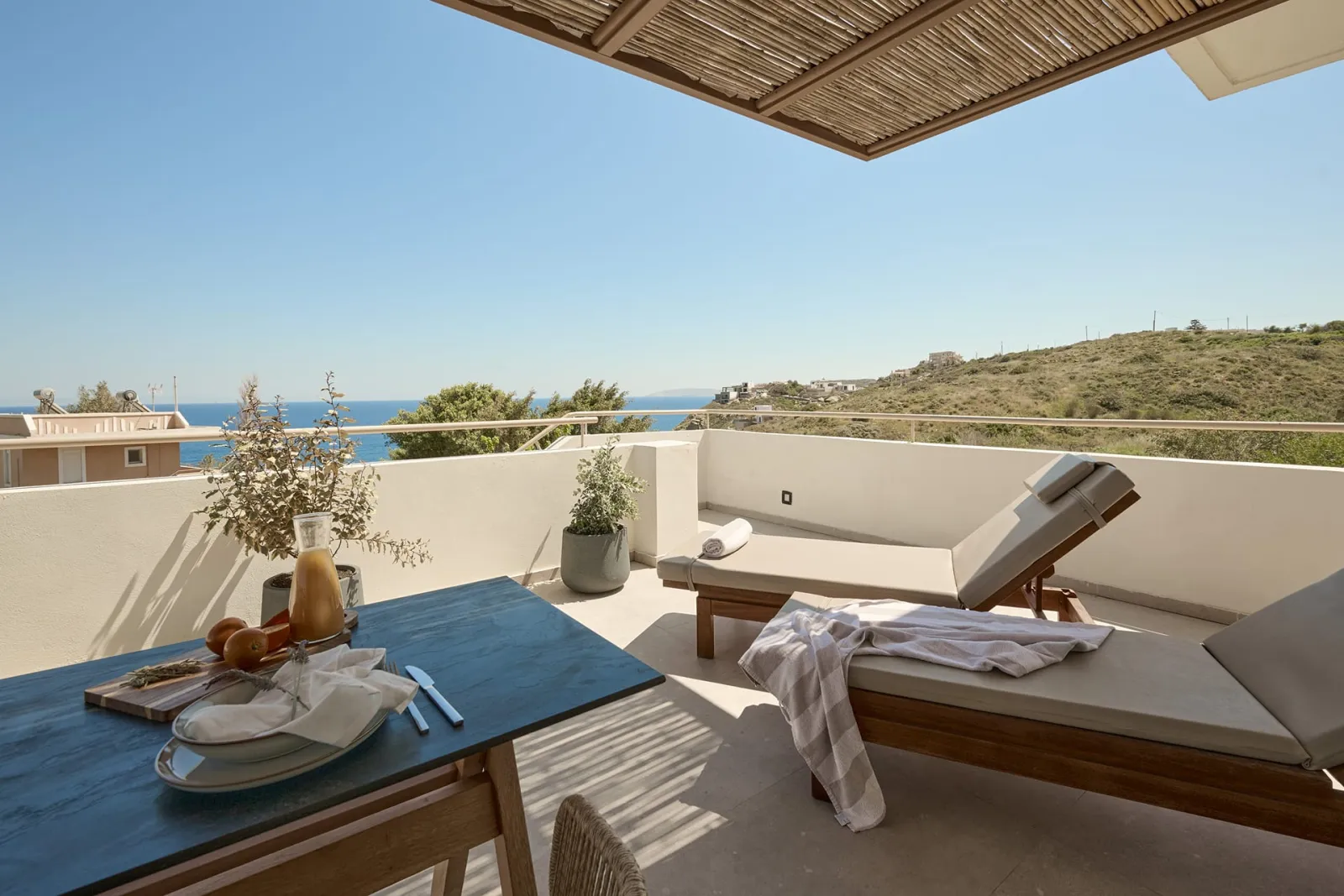 Gardens Maisonette Sea View