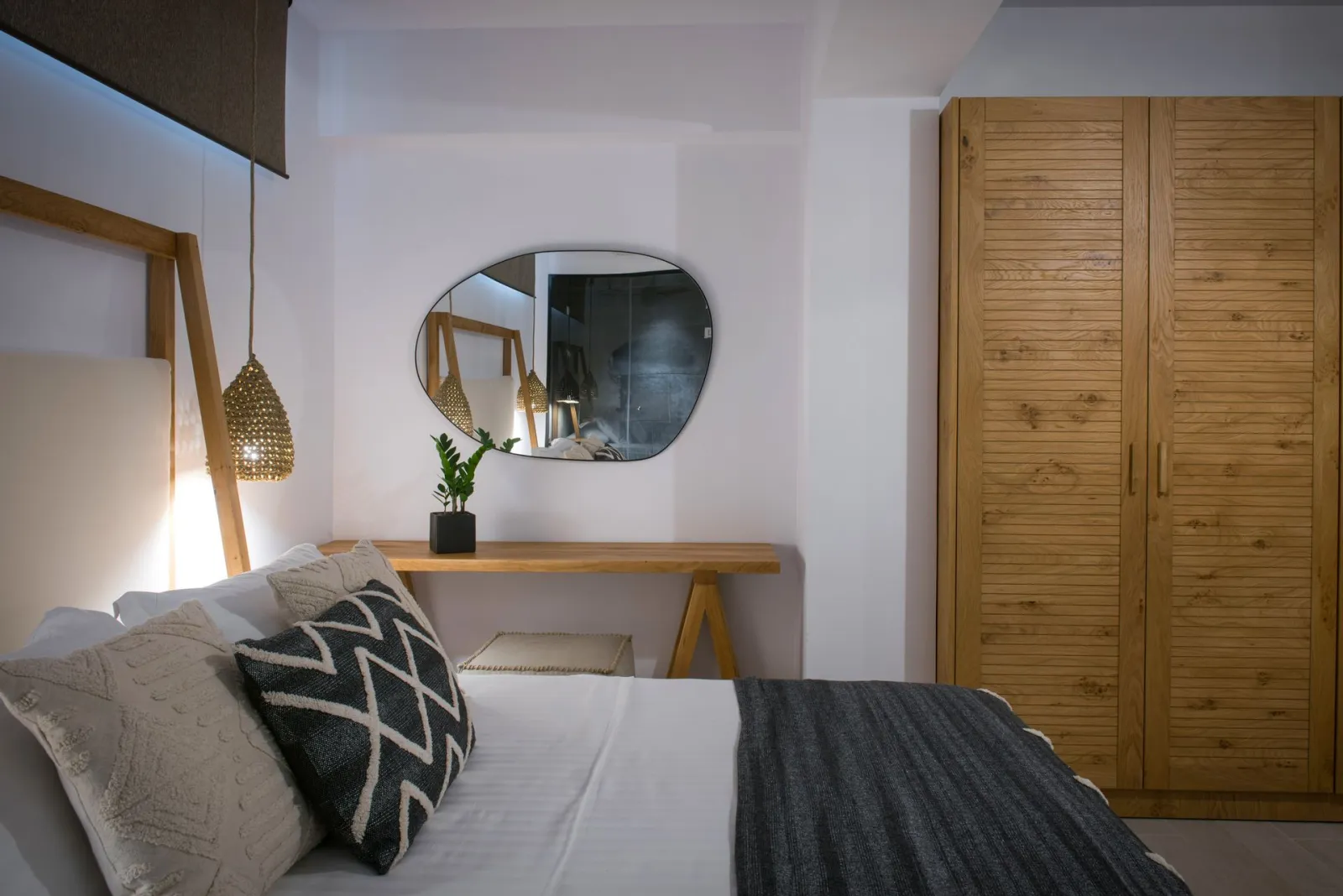Deluxe One Bedroom Apartment Sea View
