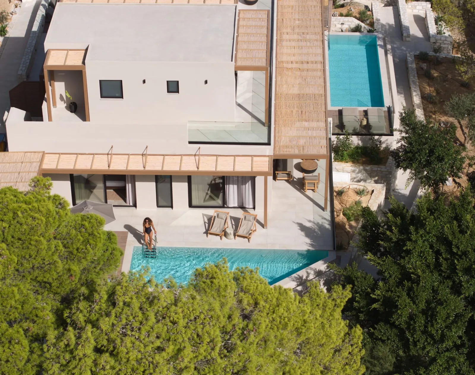 Hilltop Suite Private Pool | Side Sea View or Garden View