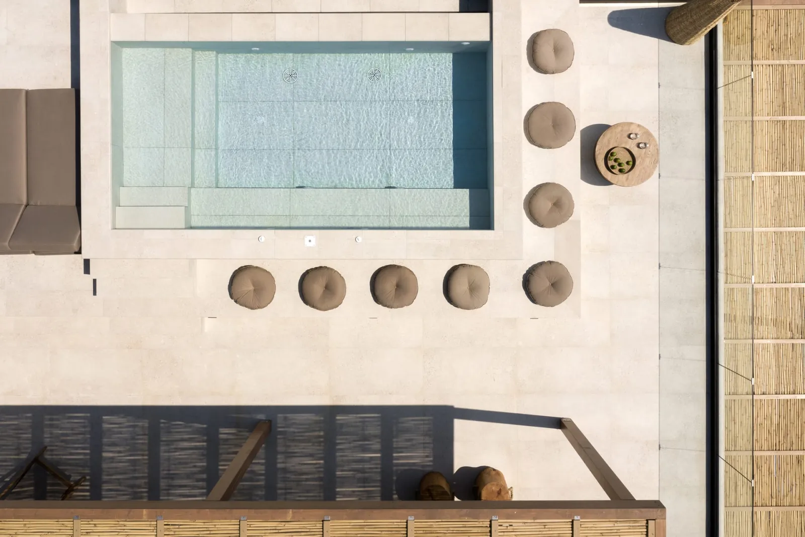 Hilltop Executive Suite Plunge Pool & Jacuzzi | Panoramic Sea View