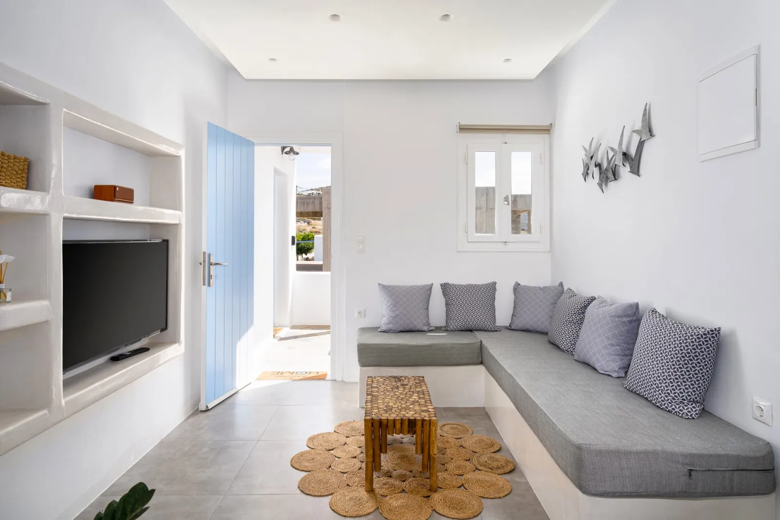 Deluxe Apartment with Jetted Tub - Hebe Parian Living | Other location in Naousa