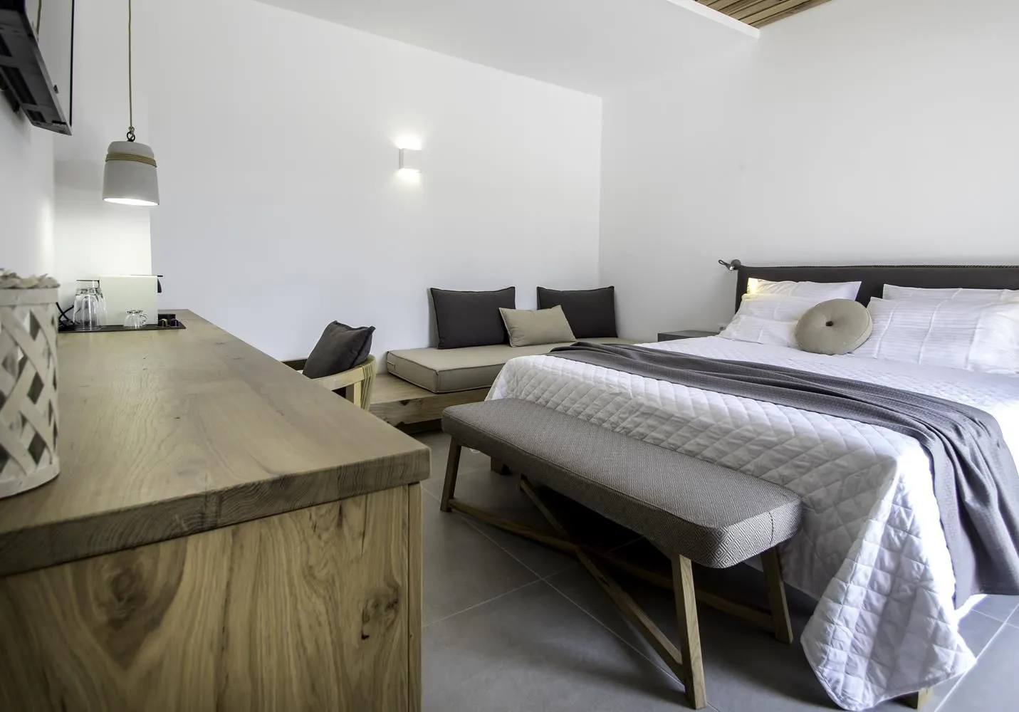 Superior Suite with Garden View