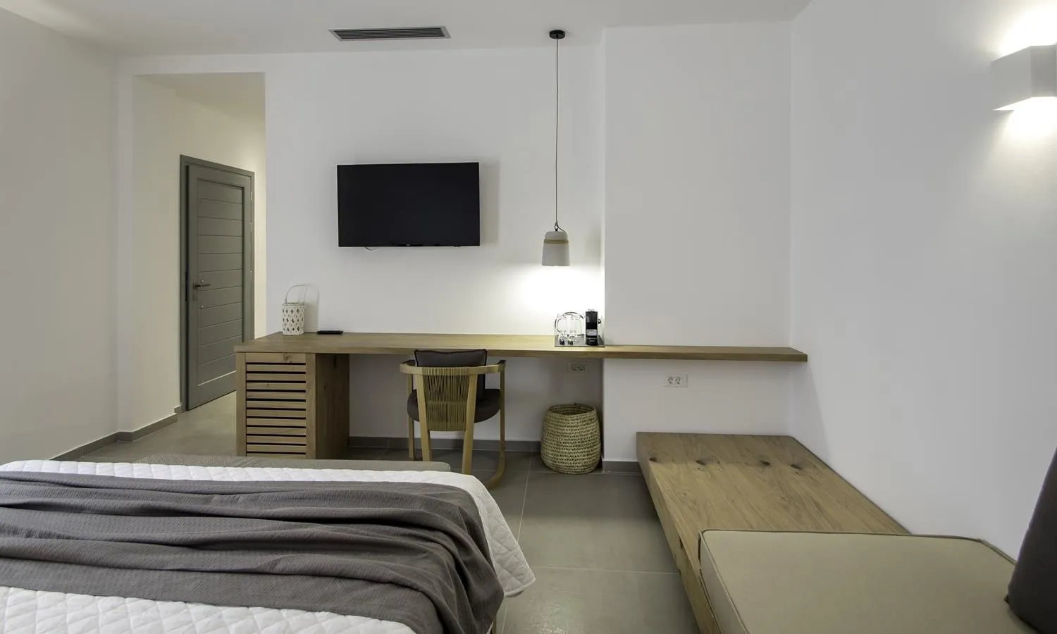 Superior Suite with Garden View