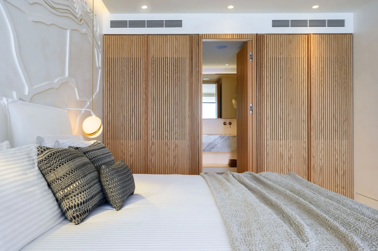 Junior Suite Sea View with Outdoor Jacuzzi