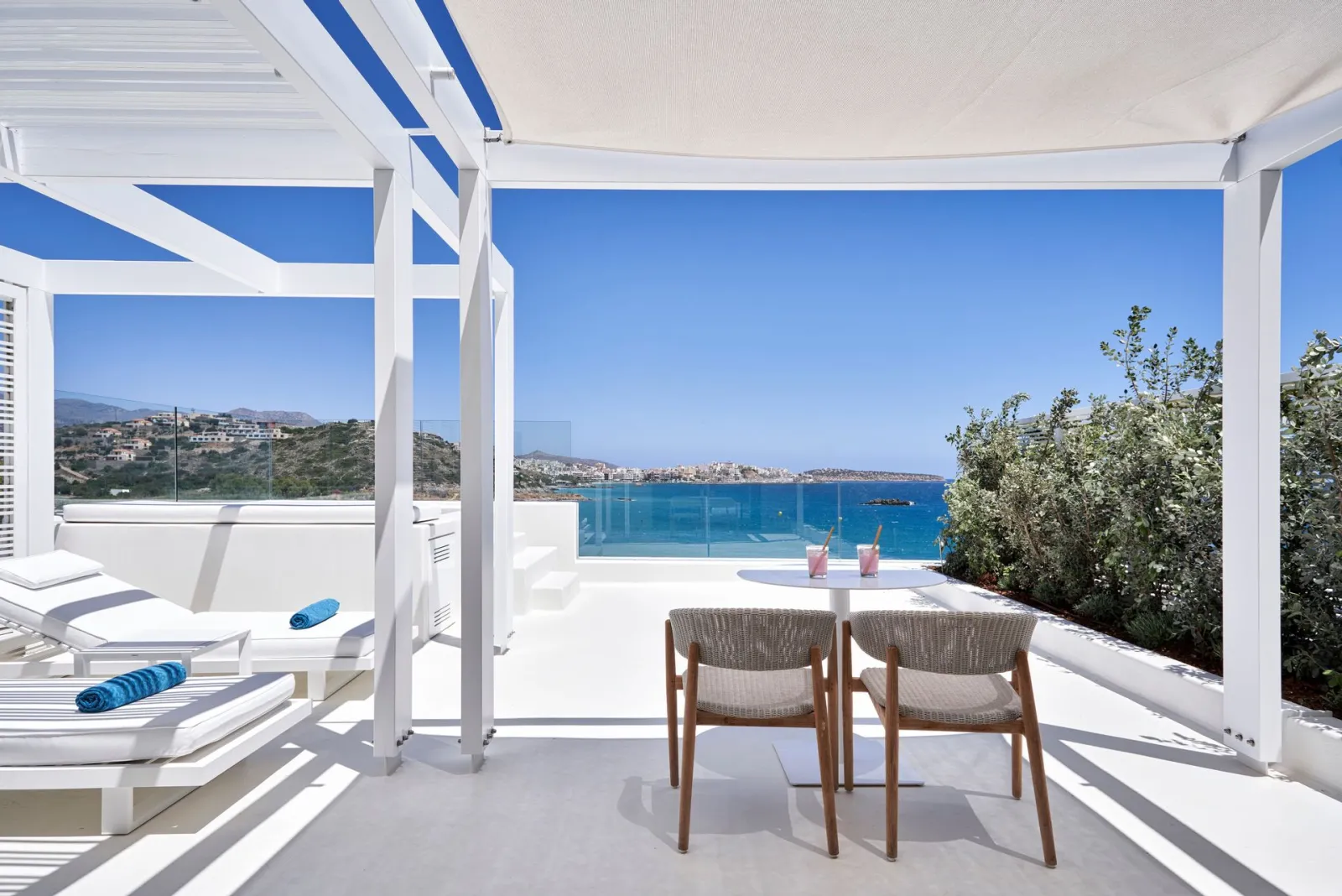 Premium Junior Suite Front Sea View Outdoor Jacuzzi