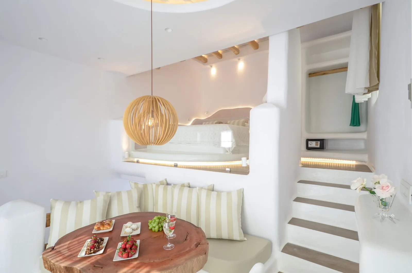 Grand Suite Sea View Maisonette