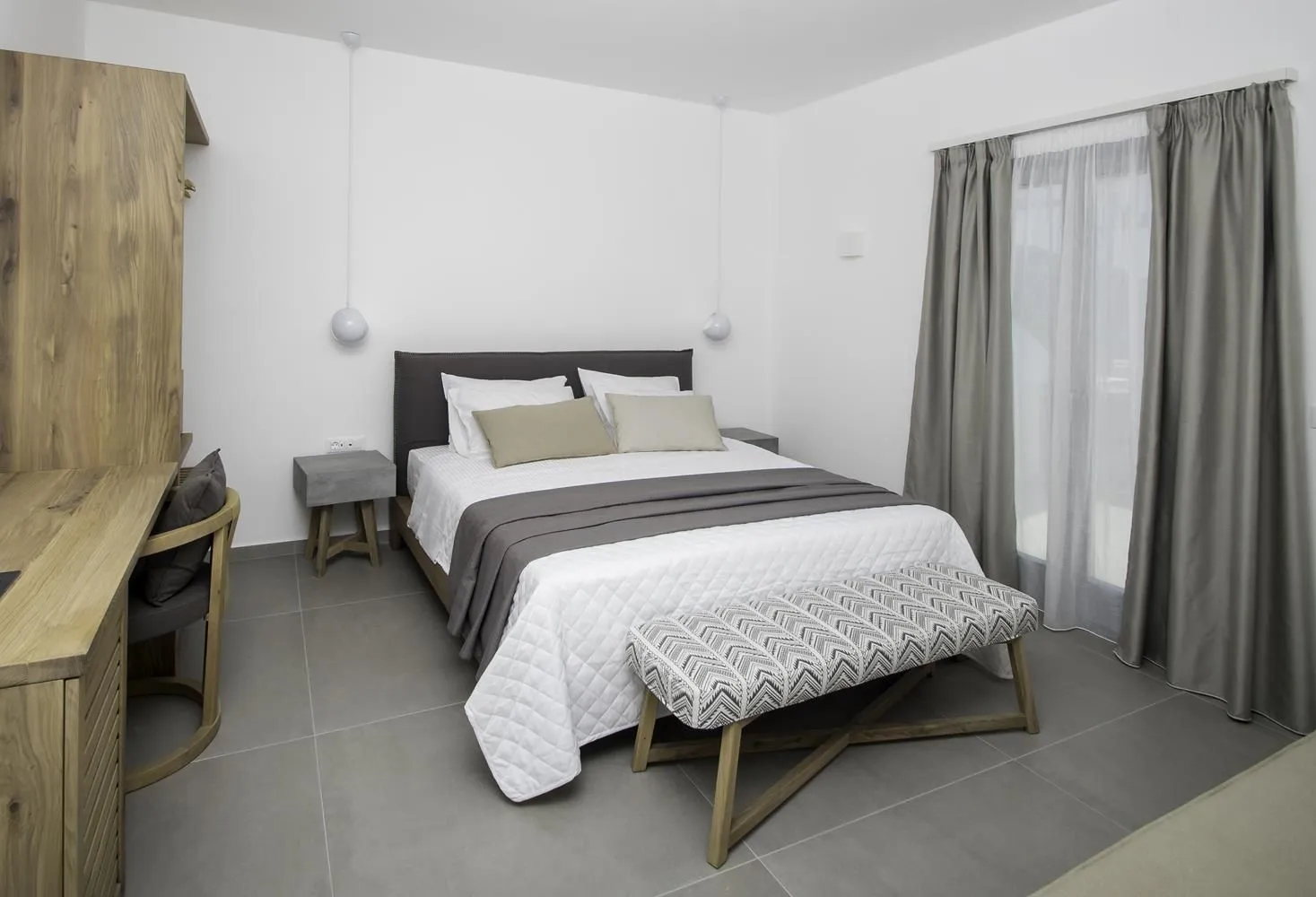 King Suite with Beach View