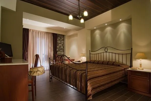Classic Double Room with Side Sea View