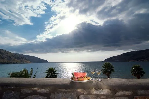Deluxe Suite with Sea View