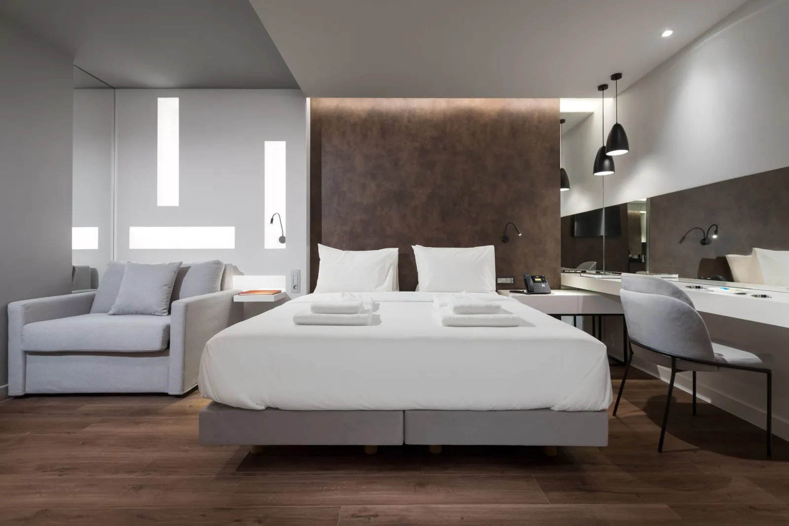 Street Art With A Twist Superior Room