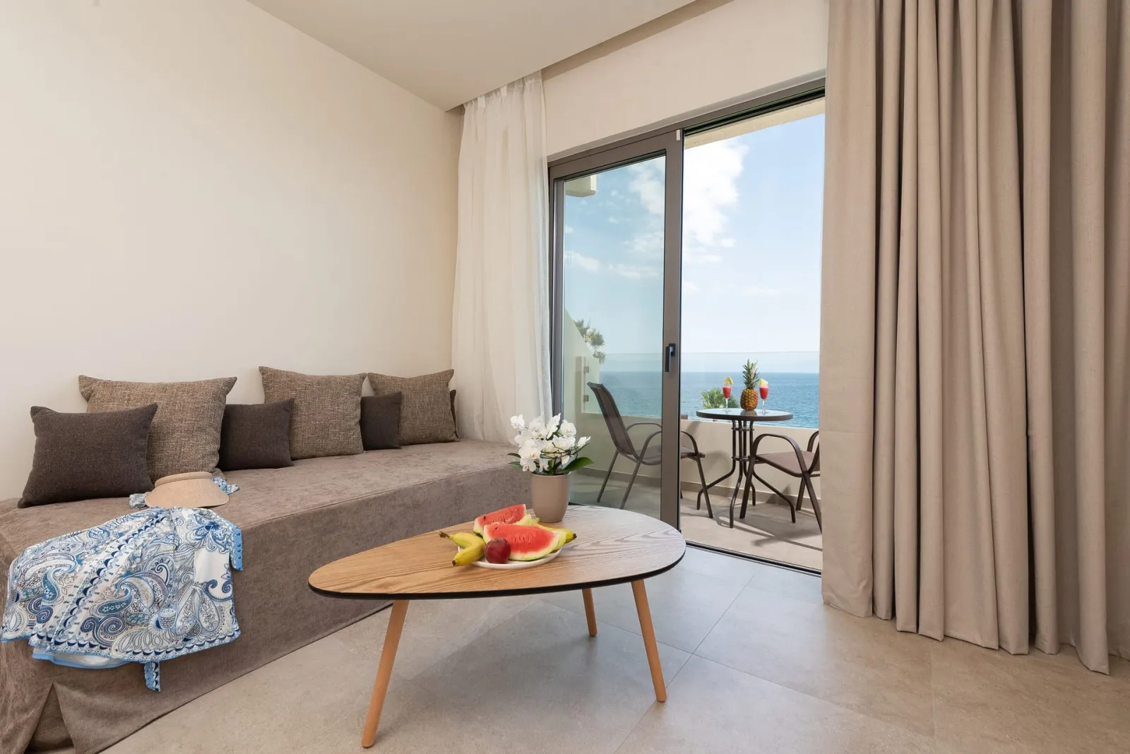 Deluxe Sea View Room