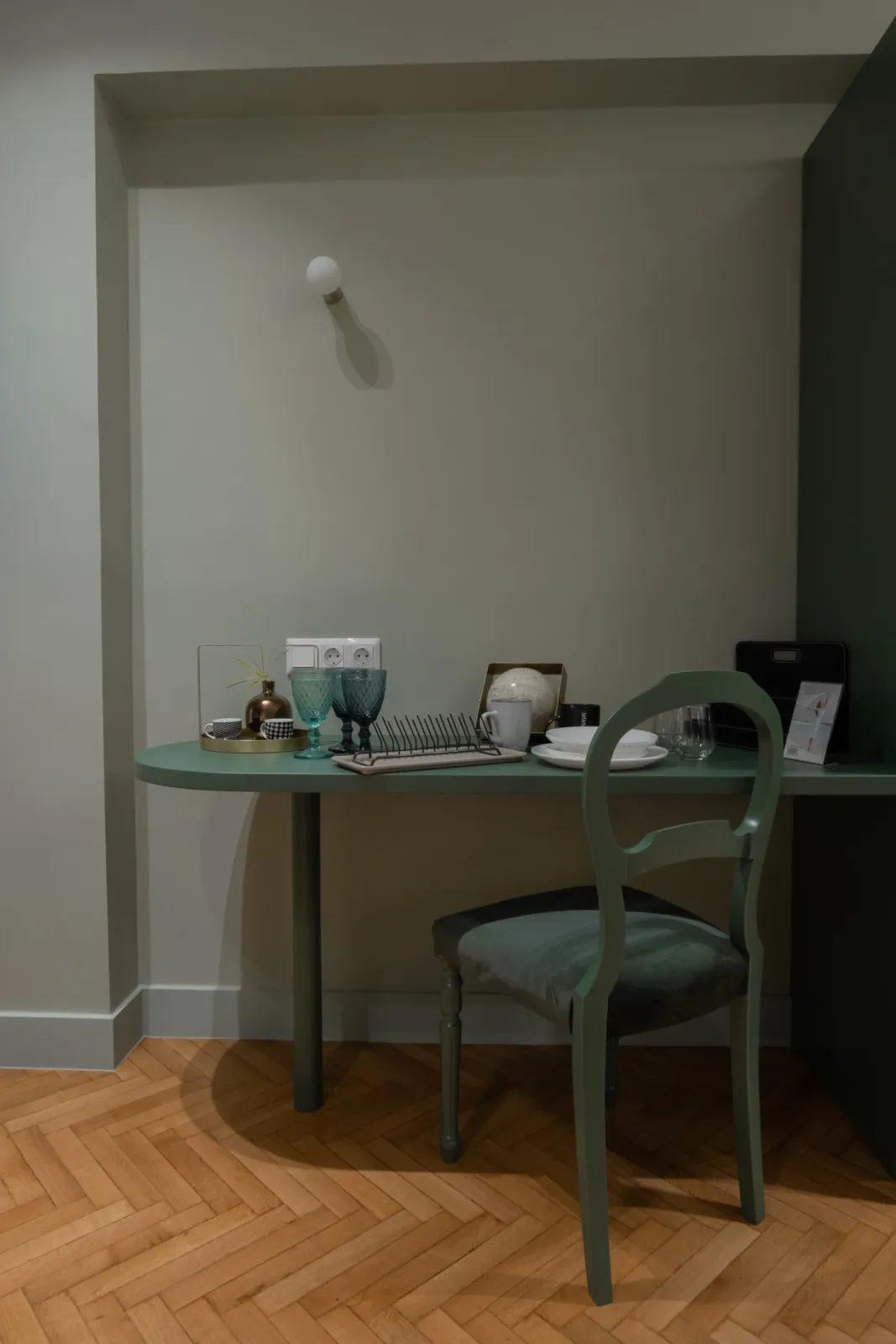 Green Suite