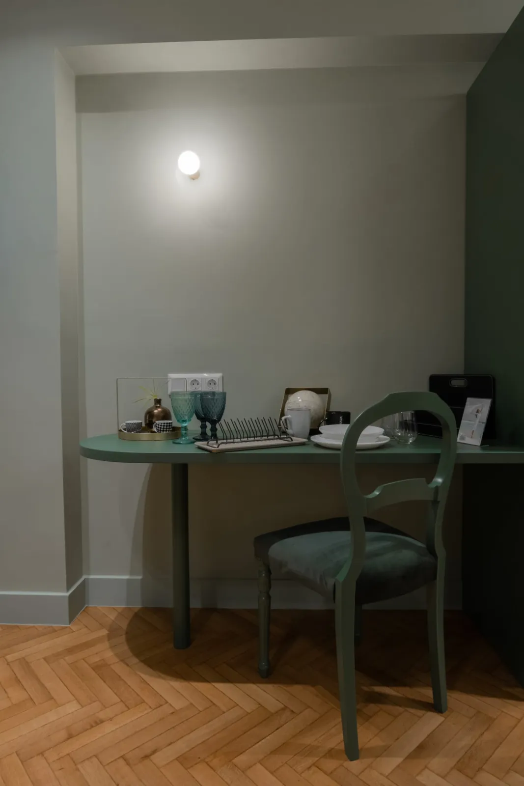 Green Suite