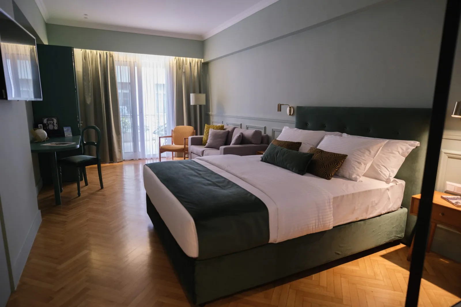 Green Suite