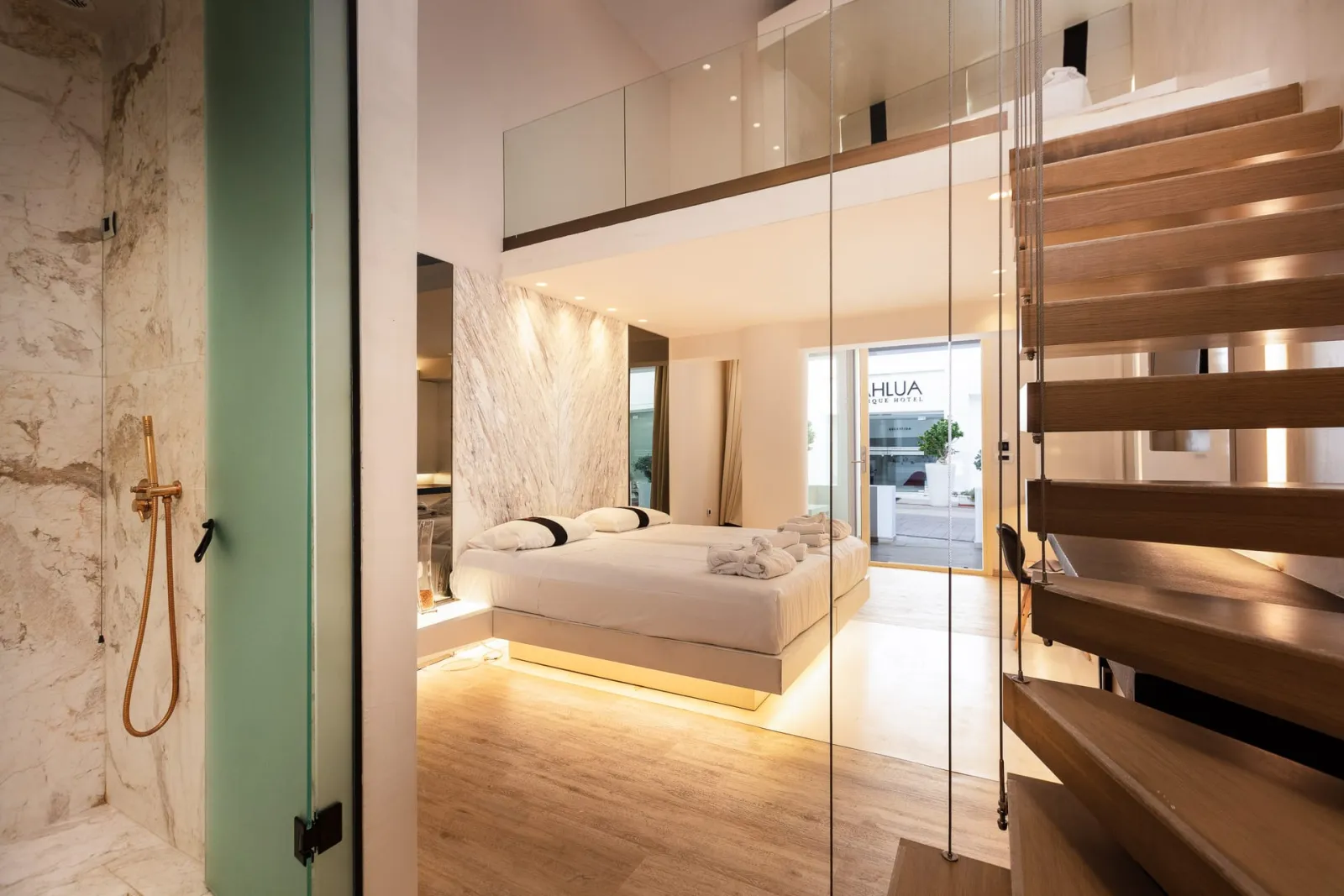 Junior Suite Split Level