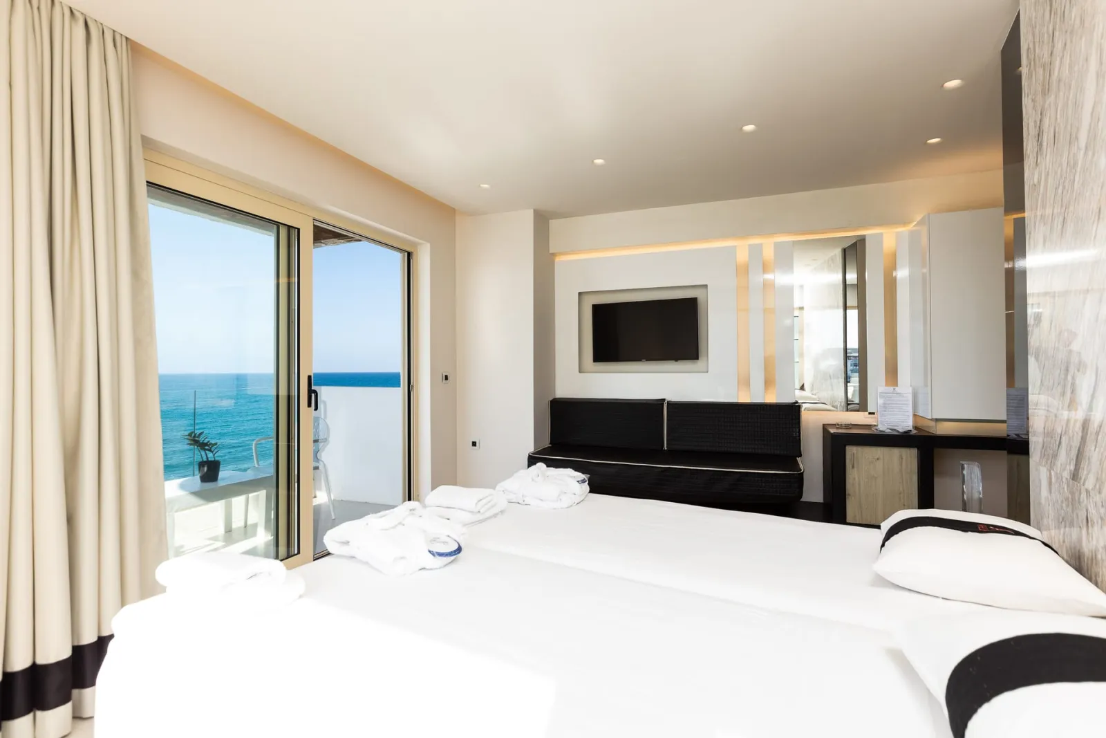 Junior Suite with Sea View