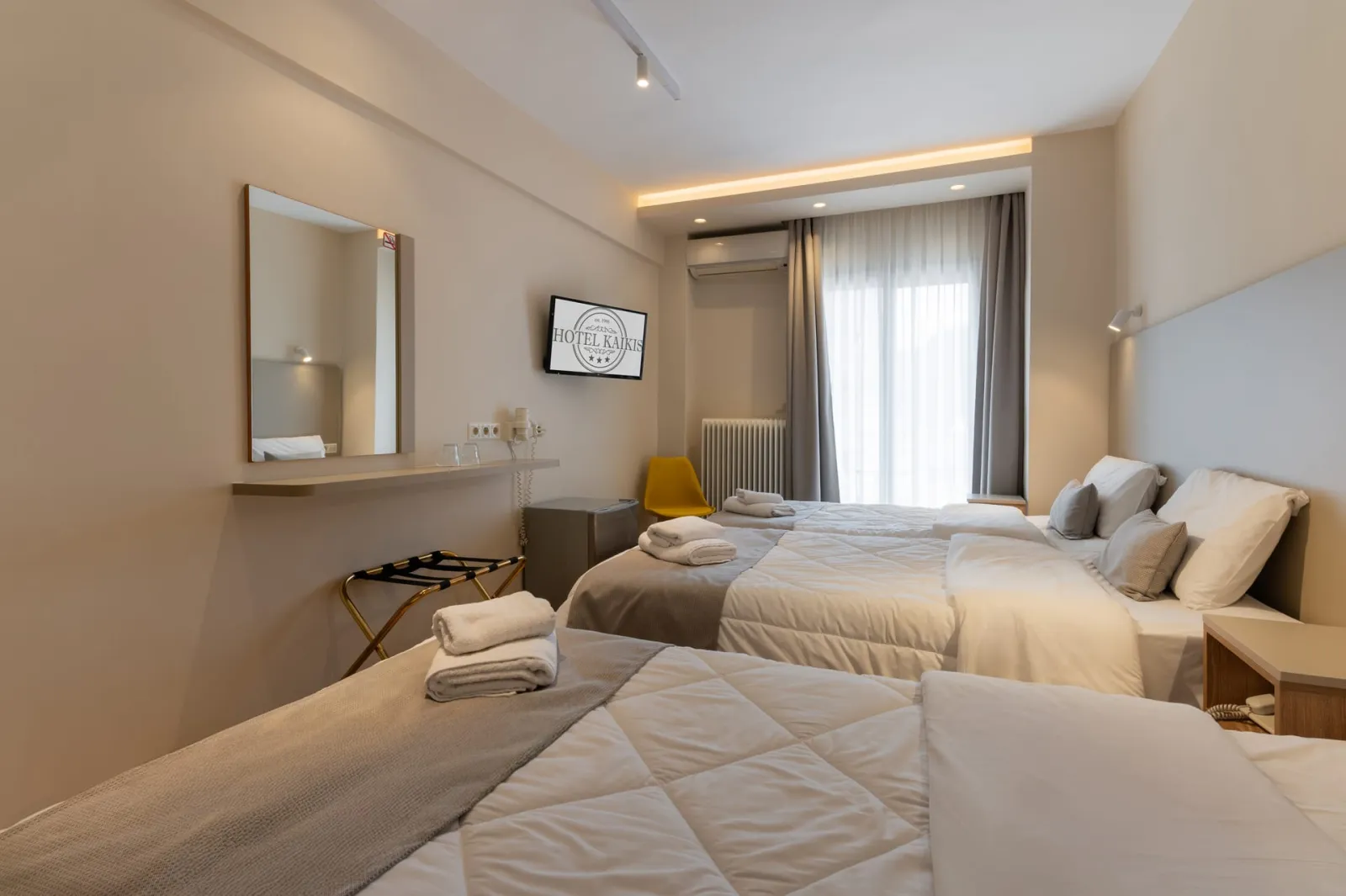 Triple Room