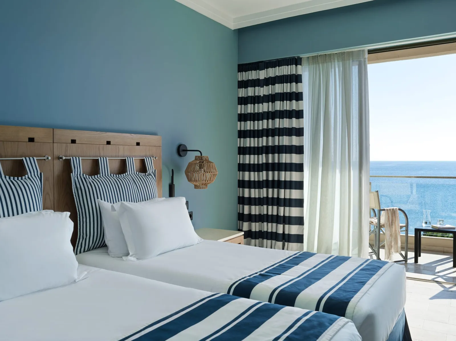 Front Sea View Room