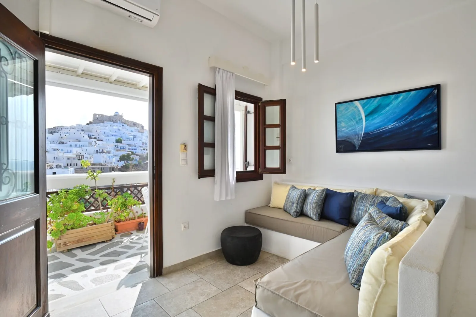 Deluxe Triple Studio with Sea View