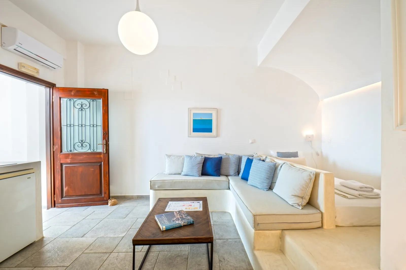 Deluxe Sea View Apartment