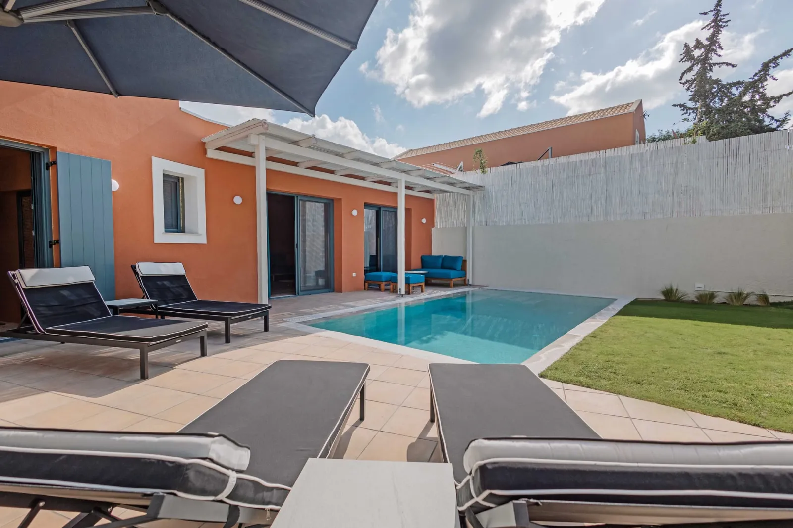 Azalea Villa