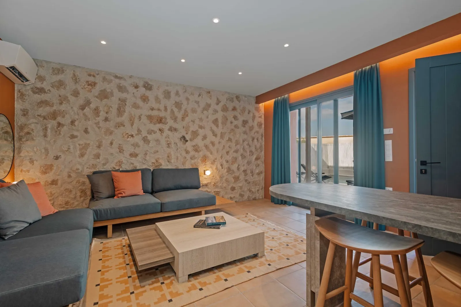 Artemis Villa