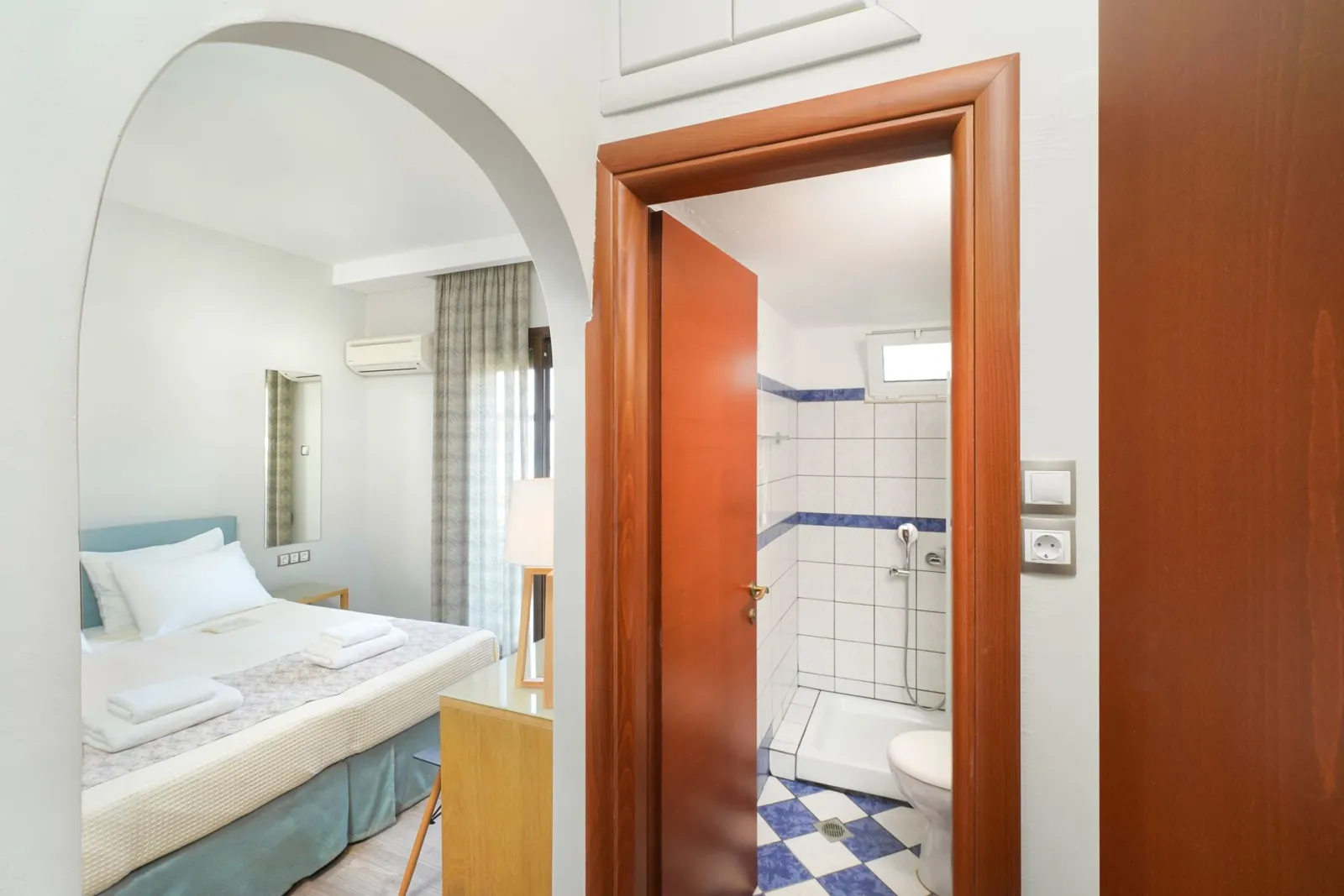 Standard Room with Sea View