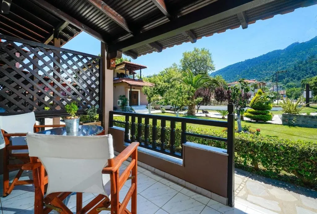 Superior Room with Garden View