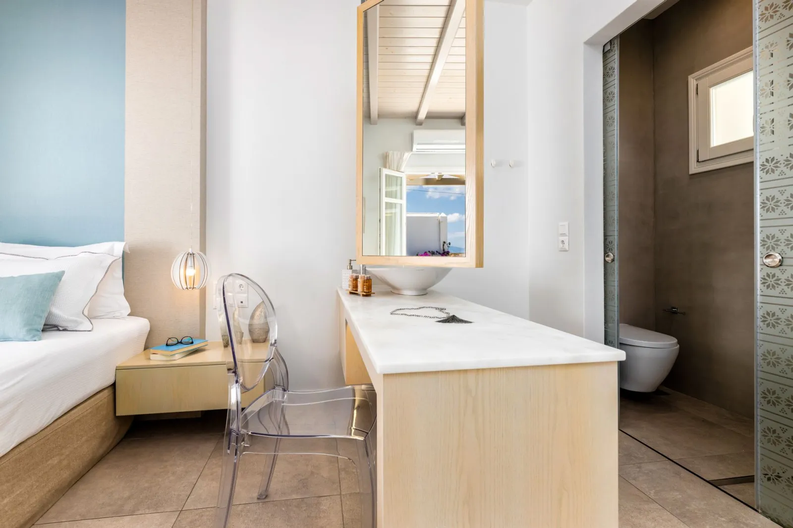 Deluxe Double Room with Terrace and Sea View