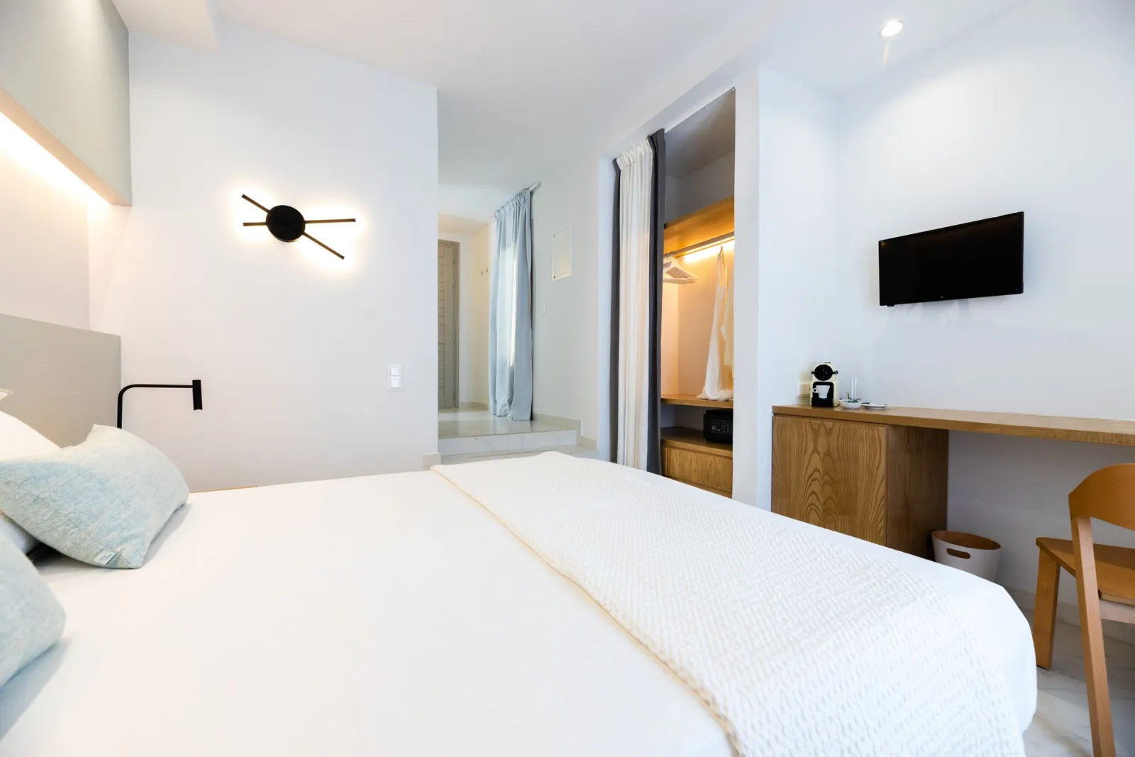 Deluxe Double Room with Sea View and Private Hot Tub