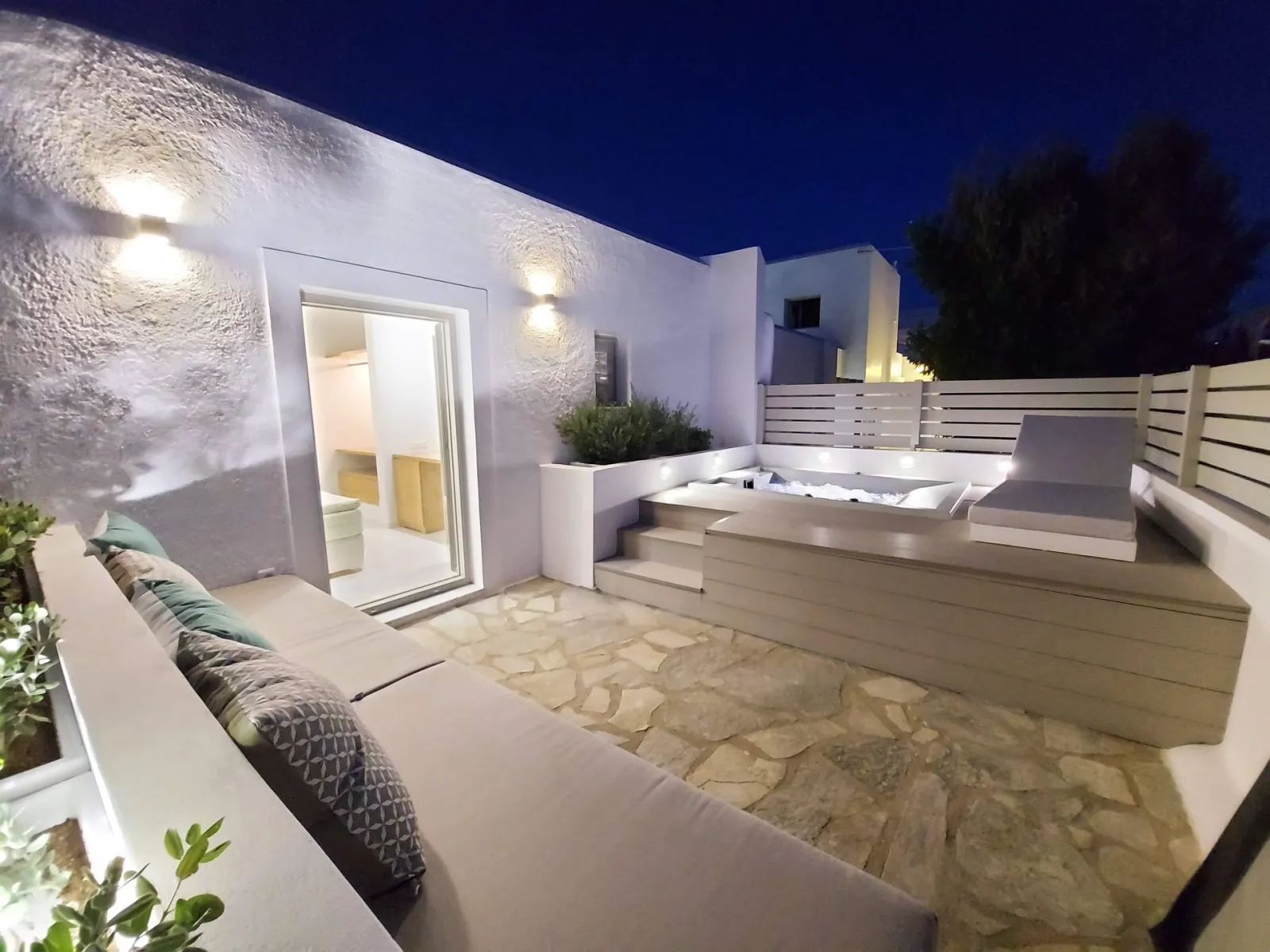 Deluxe Double Room with Sea View and Private Hot Tub
