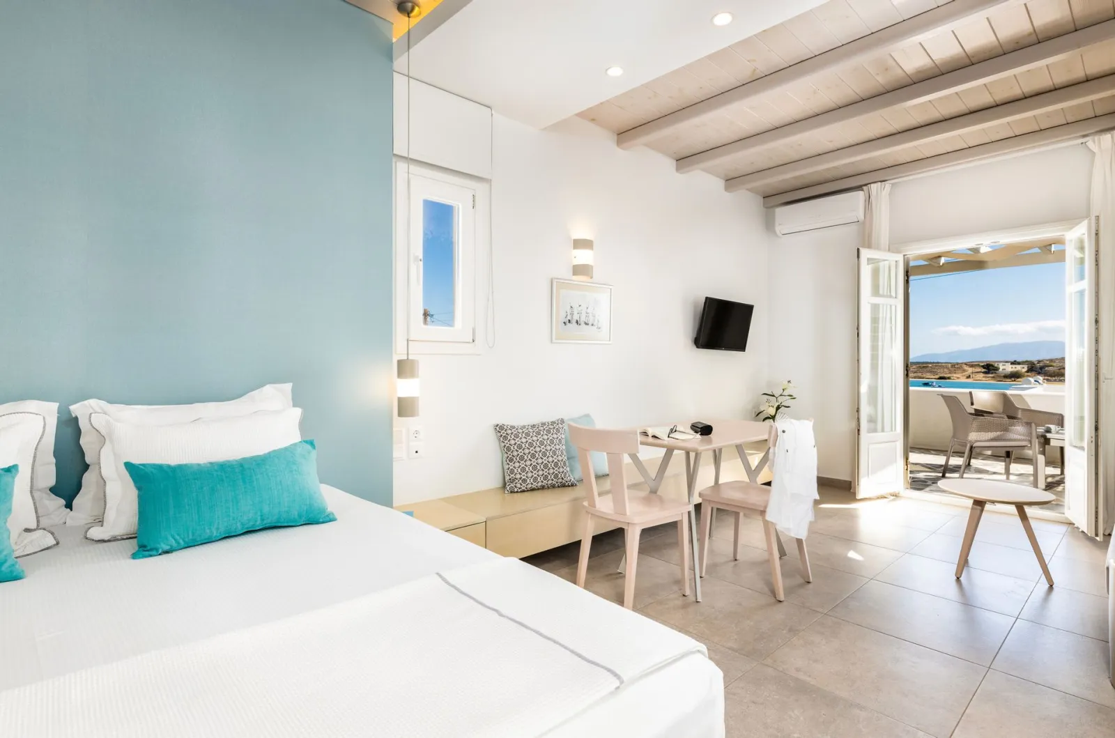 Premium Suite Sea View with Outdoor Hot Tub and Spa Bath