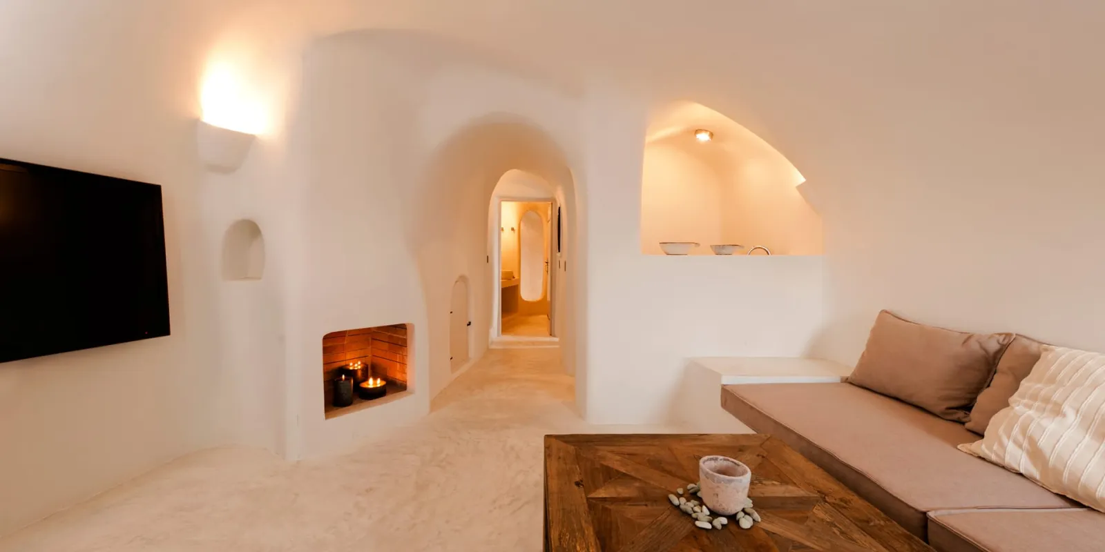 Premium Loft with Pool Access &amp; Caldera View