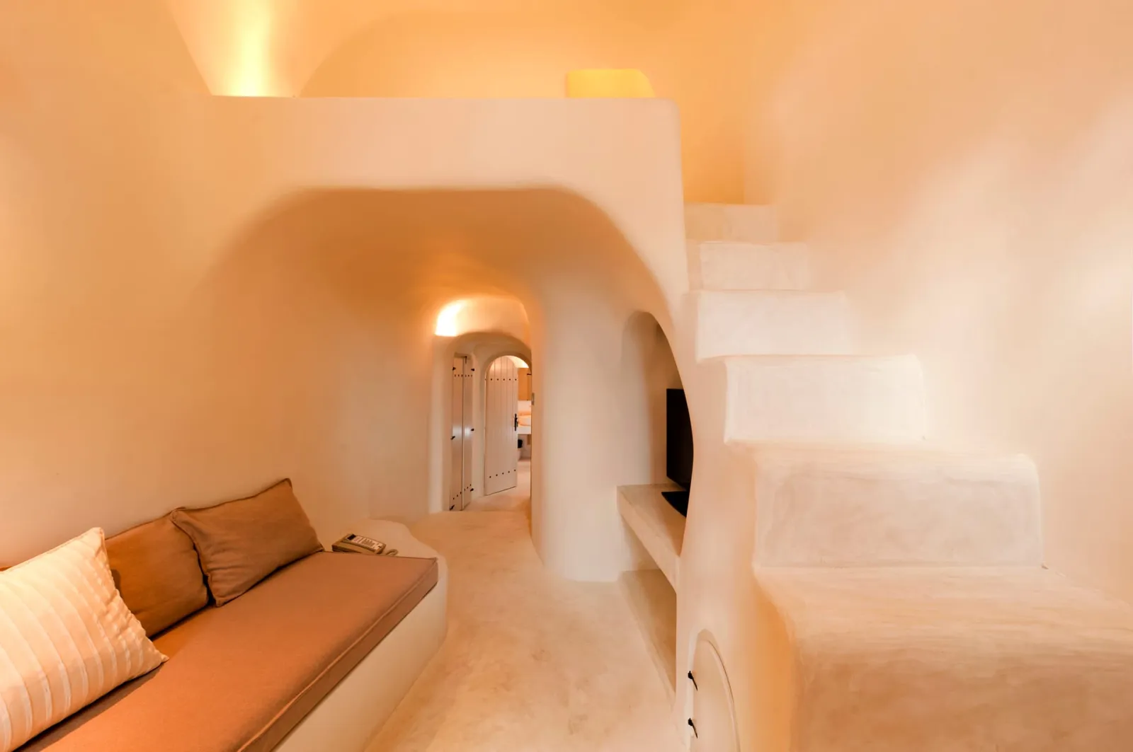 Premium Loft with Balcony & Caldera View