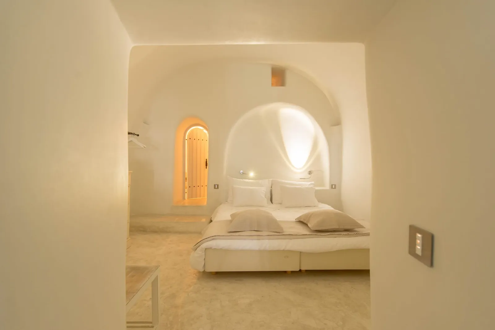 Suite with access to Terrace with shared Hot Tub & Caldera View