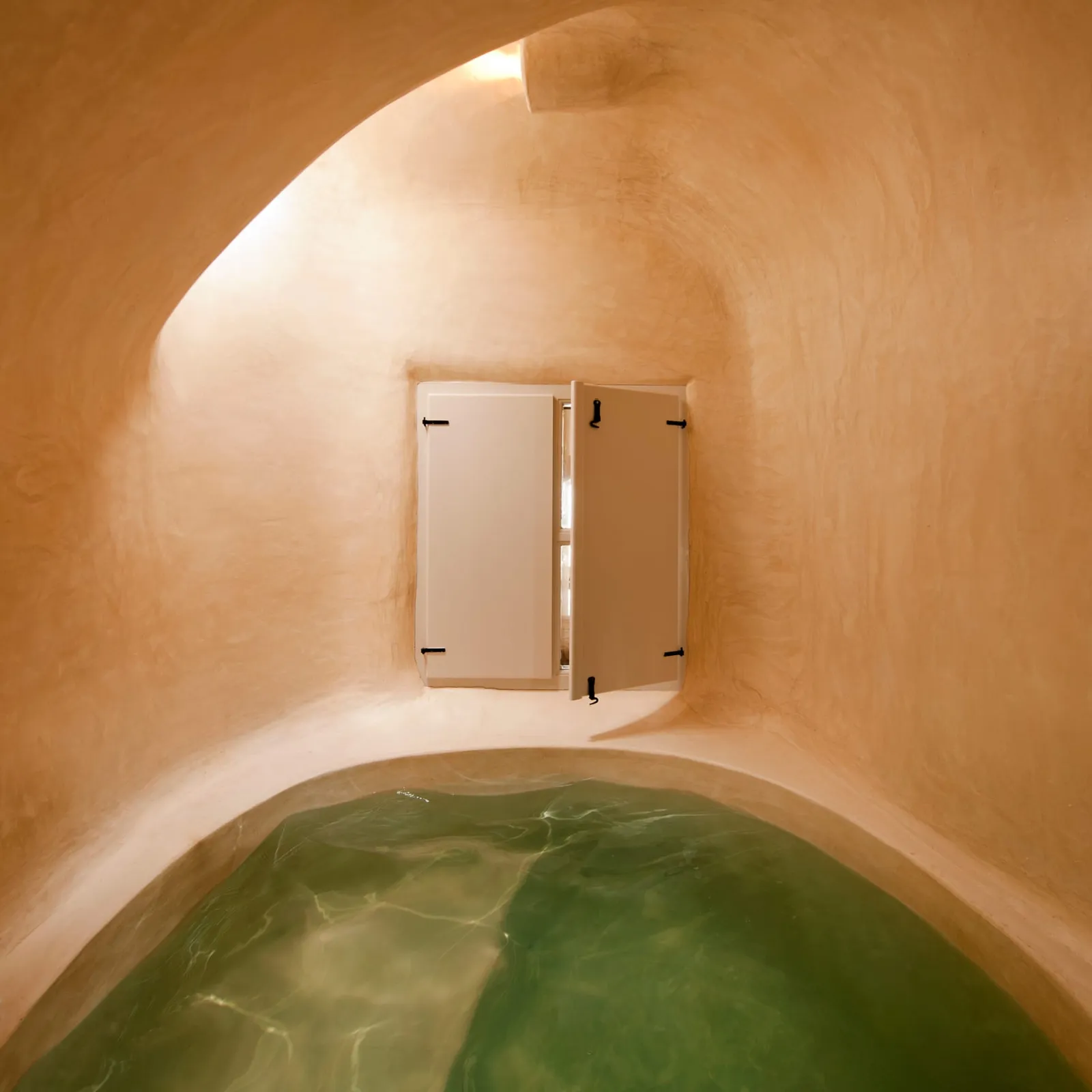 Kapari Honeymoon Suite with Indoor Hot Tub &amp; Private Terrace with Caldera View