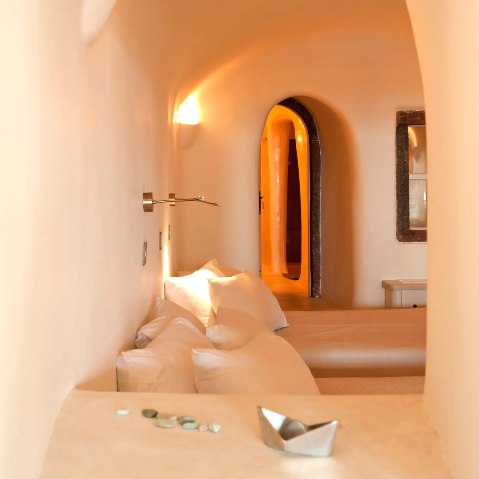 Kapari Honeymoon Suite with Indoor Hot Tub &amp; Private Terrace with Caldera View