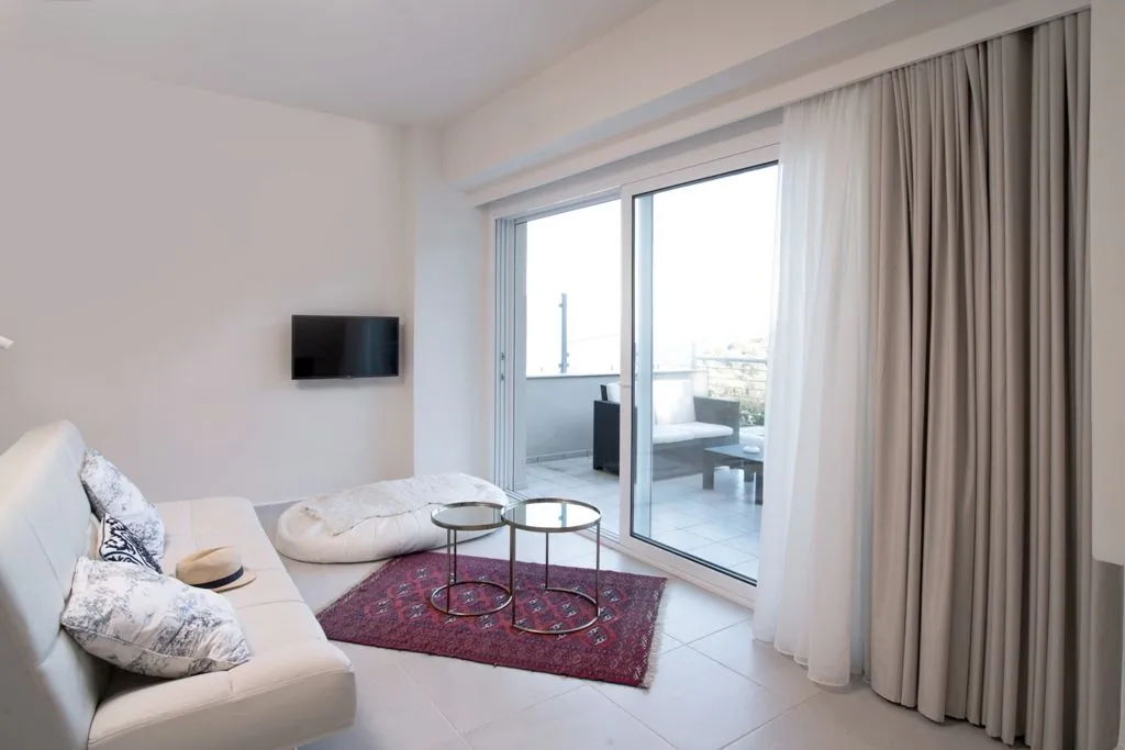 Panorama 2 Bedroom Suite (shared pool)