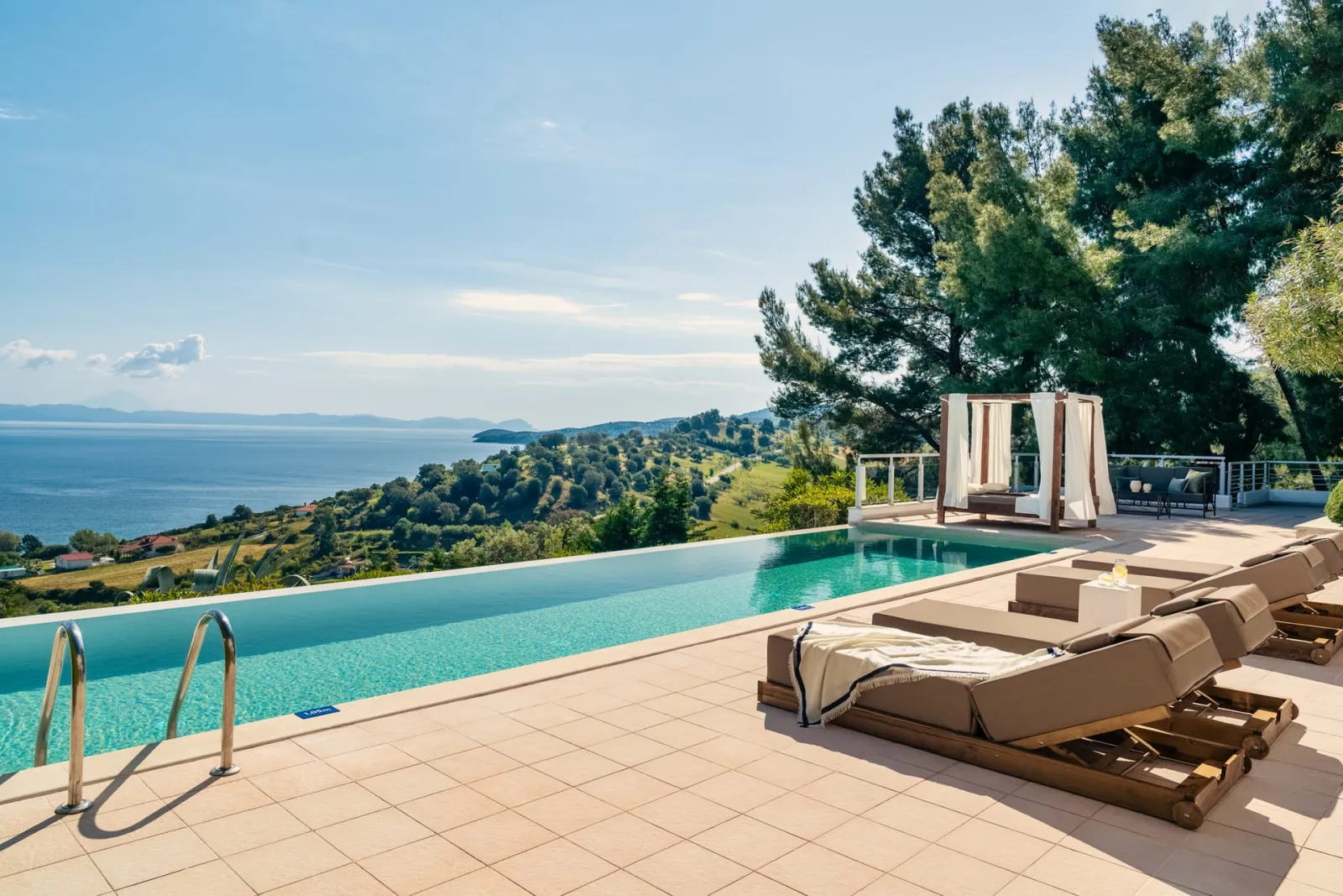 Select Villa Ariadne - 3 Bedroom with private pool